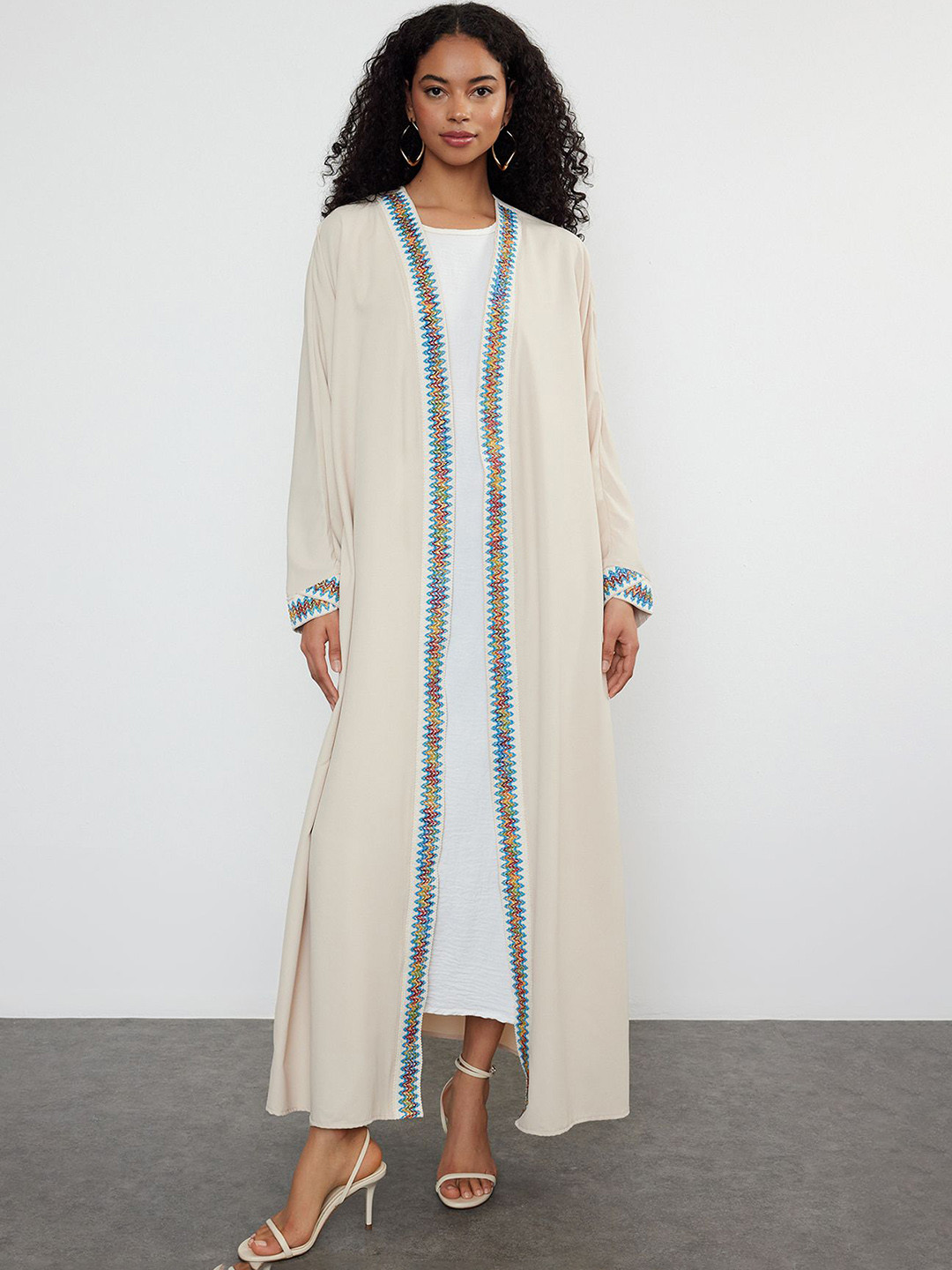 

Trendyol Self Design Open Front Longline Shrug, Cream