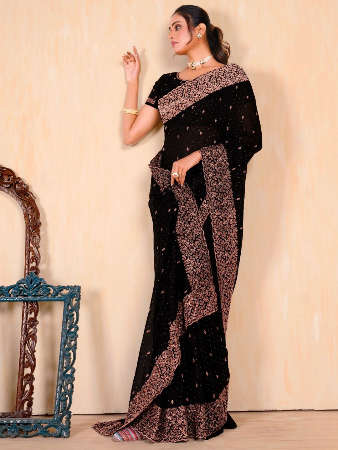 

Mitera Embellished Beads and Stones Saree, Black