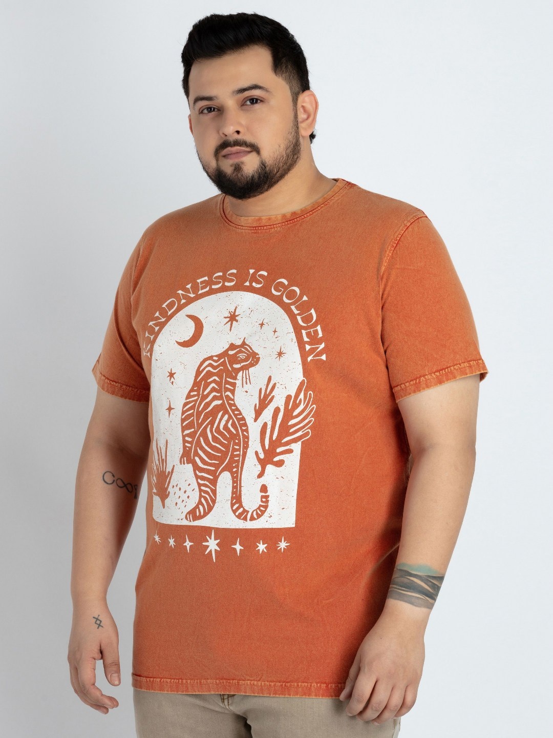 

UNSIZED Men Graphic Printed Round Neck Cotton T-shirt, Orange