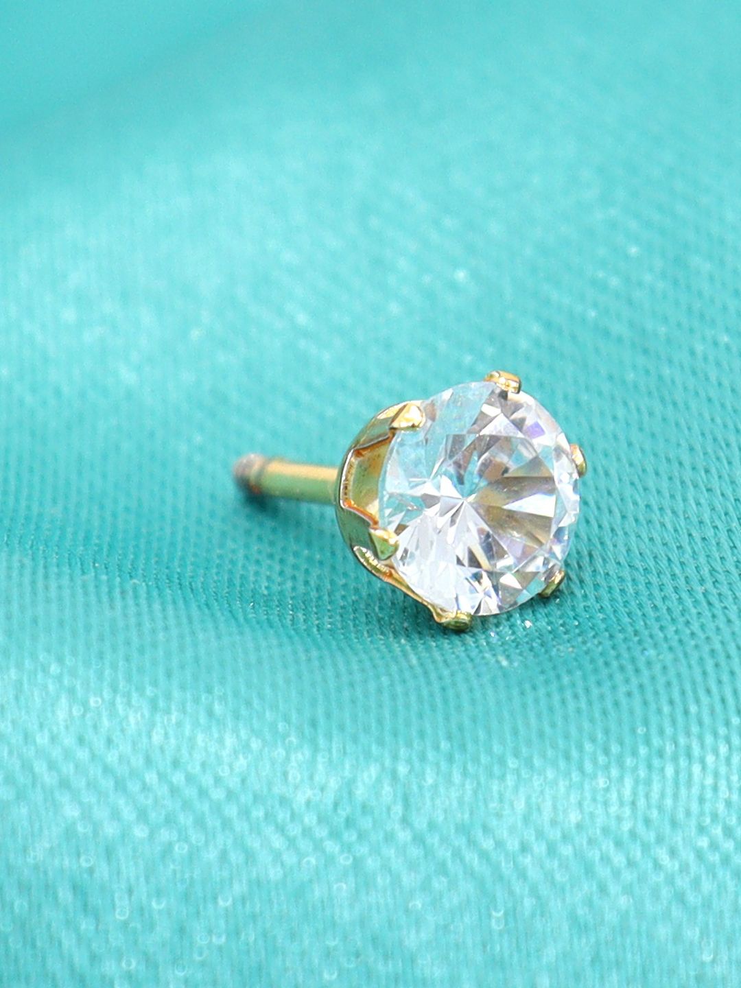 

Krelin Gold Plated Stainless Steel Rhinestone Single Stud