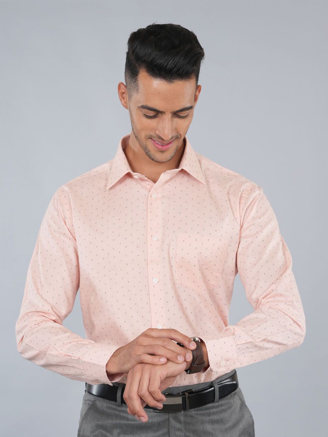 

Ostermann Men Opaque Printed Formal Shirt, Peach