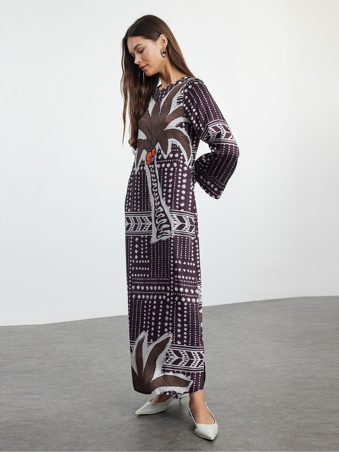 

Trendyol Women Printed Bell Sleeve Maxi Dress, Na