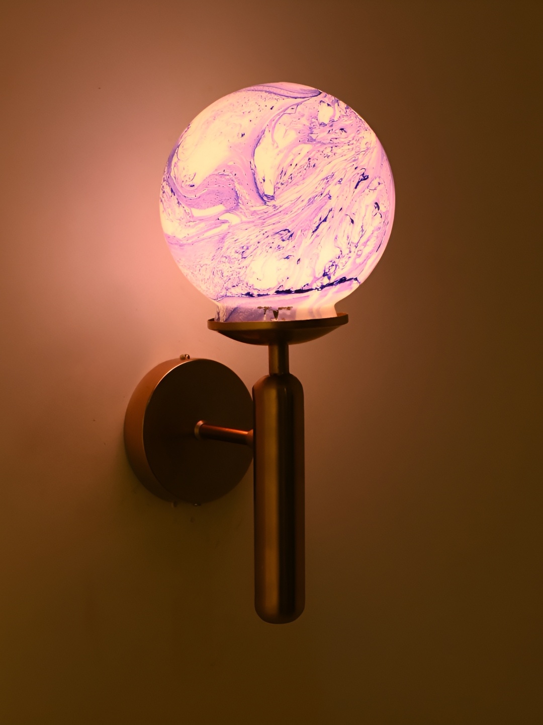 

Afast Blue & White Abstract Printed Glass Contemporary Spherical Shaped Wall Lamp