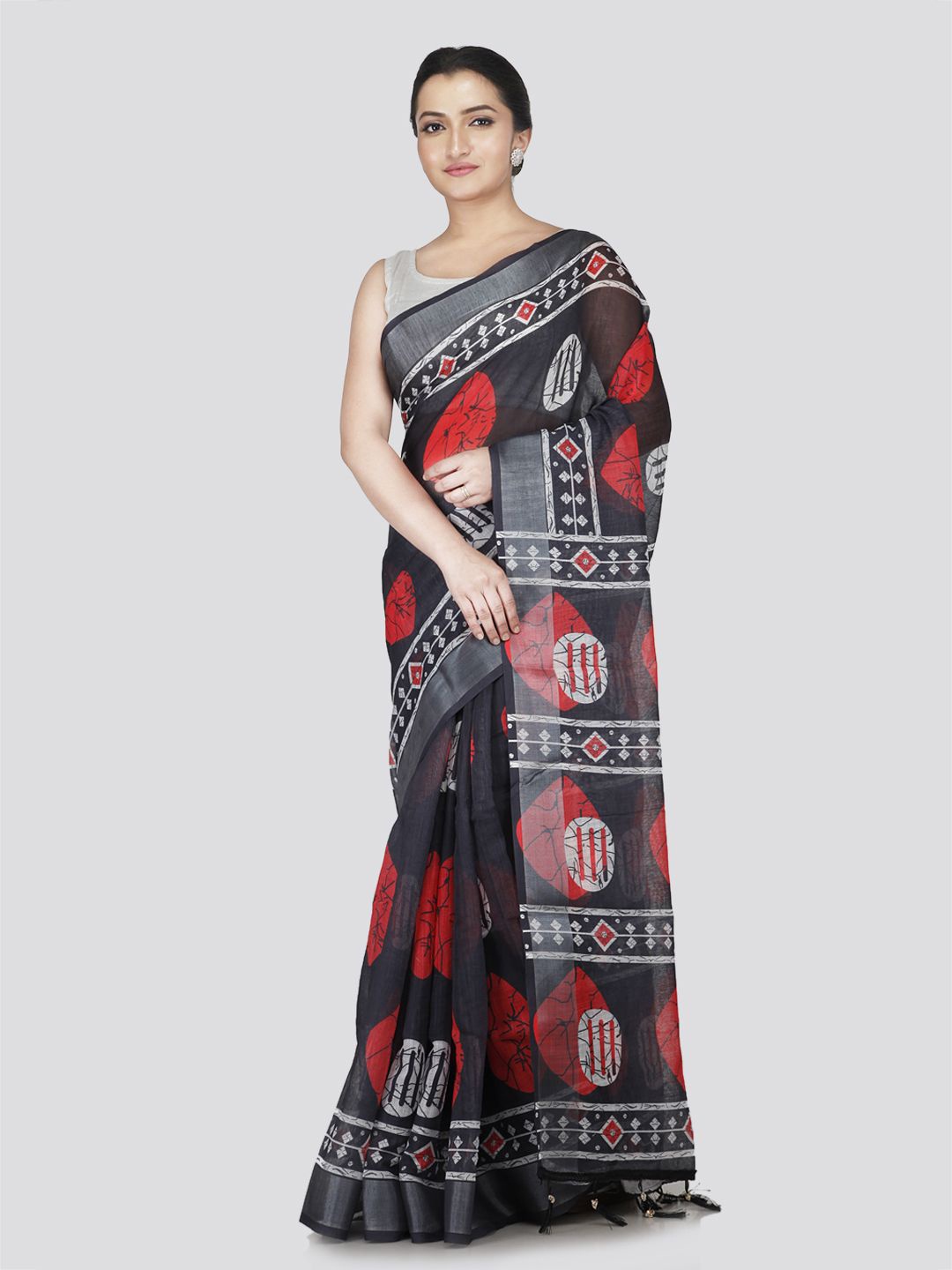 

PinkLoom Batik Printed Linen Silk Saree, Black
