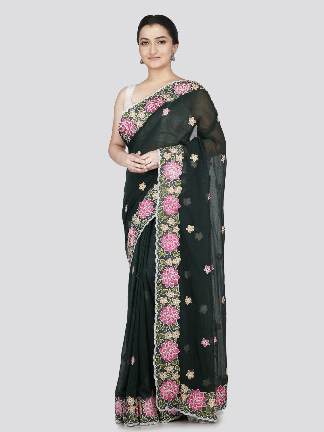 

PinkLoom Floral Embroidered Pure Cotton Saree, Green