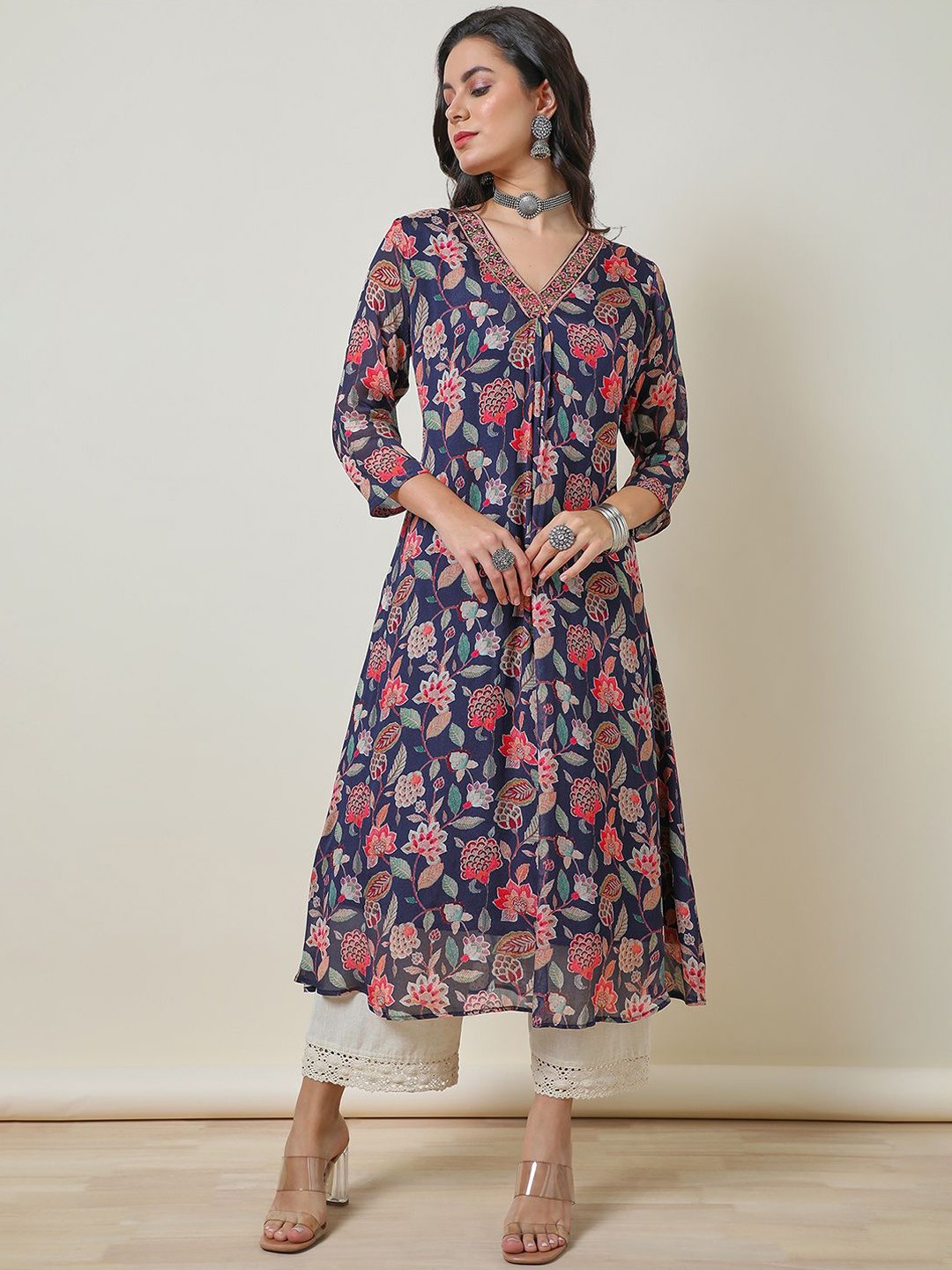 

Soch Navy Blue Floral Printed V-Neck Thread Work Straight Kurta