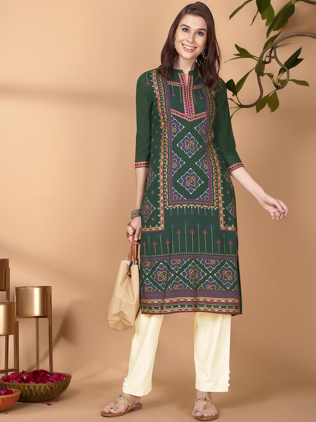 

Anouk Ethnic Motifs Woven Design Mandarin Collar Straight Kurta, Green