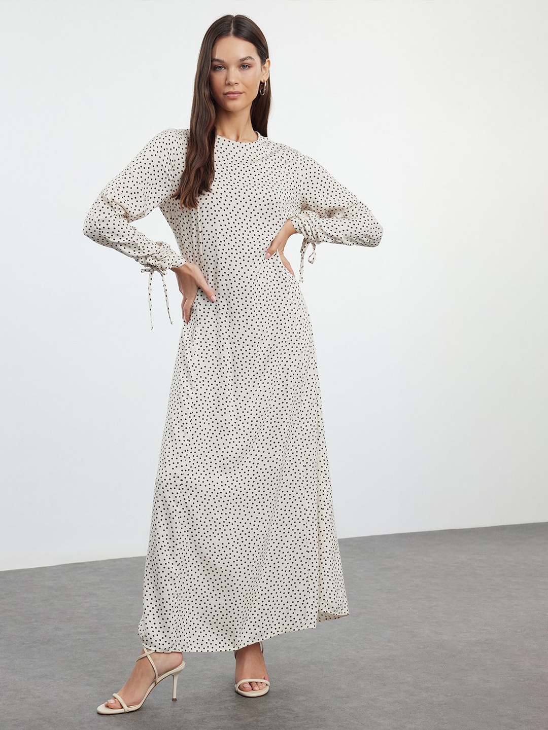 

Trendyol Polka Dots Printed Maxi Dress, Na