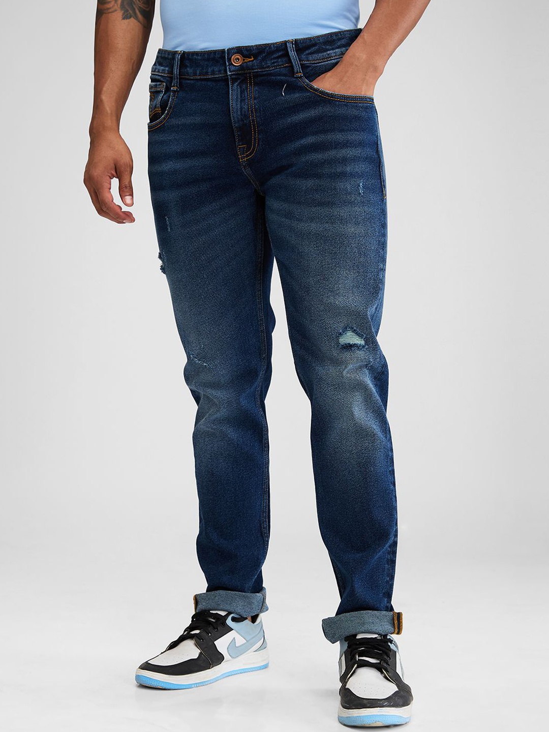 

SPYKAR Men Regular Fit Low-Rise Light Fade Stretchable Jeans, Blue