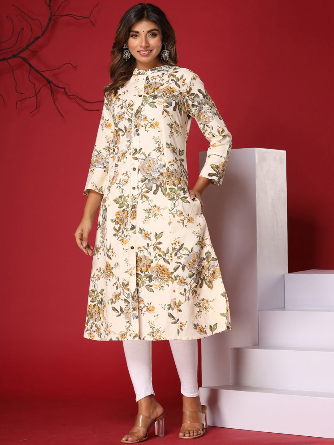 

ARAVALII Floral Printed Cotton A-Line Kurta, Off white