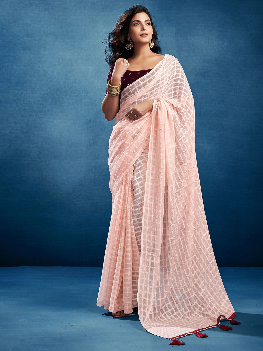 

Mitera Checked Pure Chiffon Saree, Peach