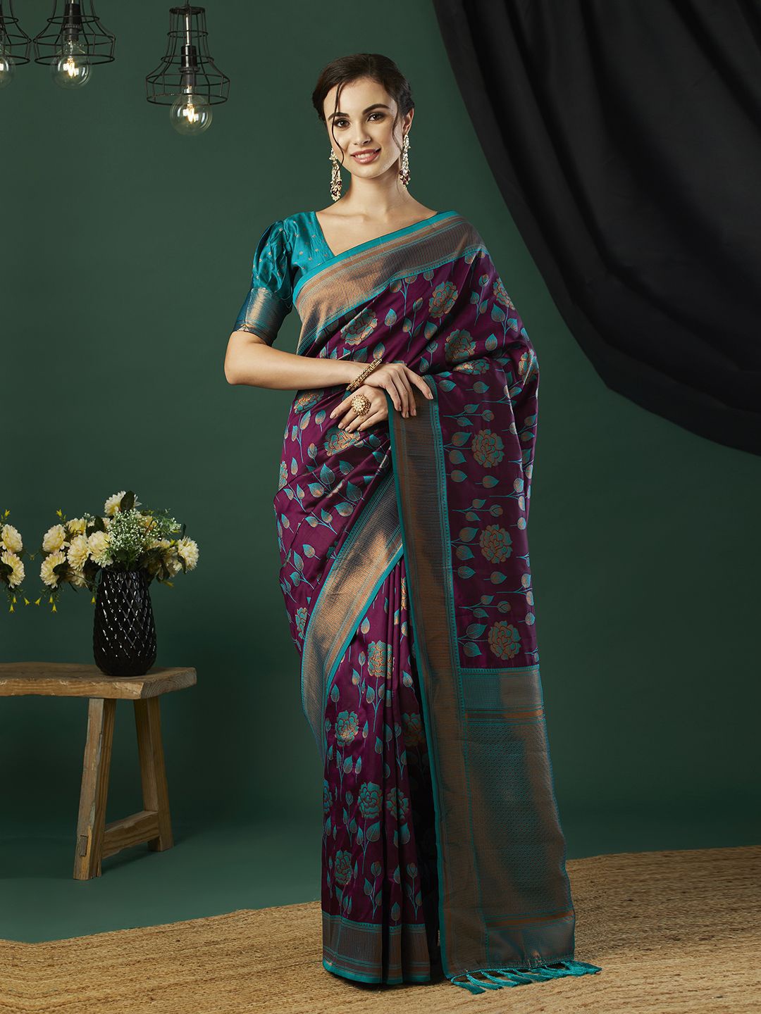 

KAYOMMI Ethnic Motifs Zari Pure Silk Banarasi Saree, Violet