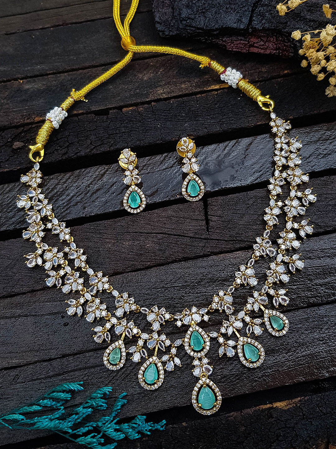 

GRIIHAM Gold-Plated Cubic Zirconia Studded Jewellery Set