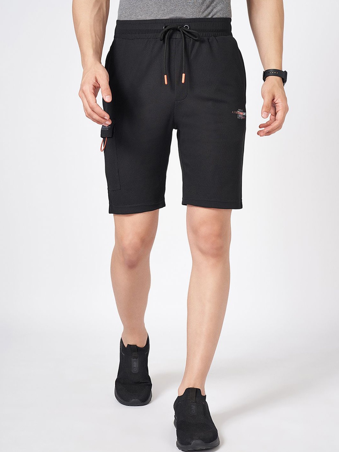 

Ajile by Pantaloons Men Printed Outdoor Shorts, Black