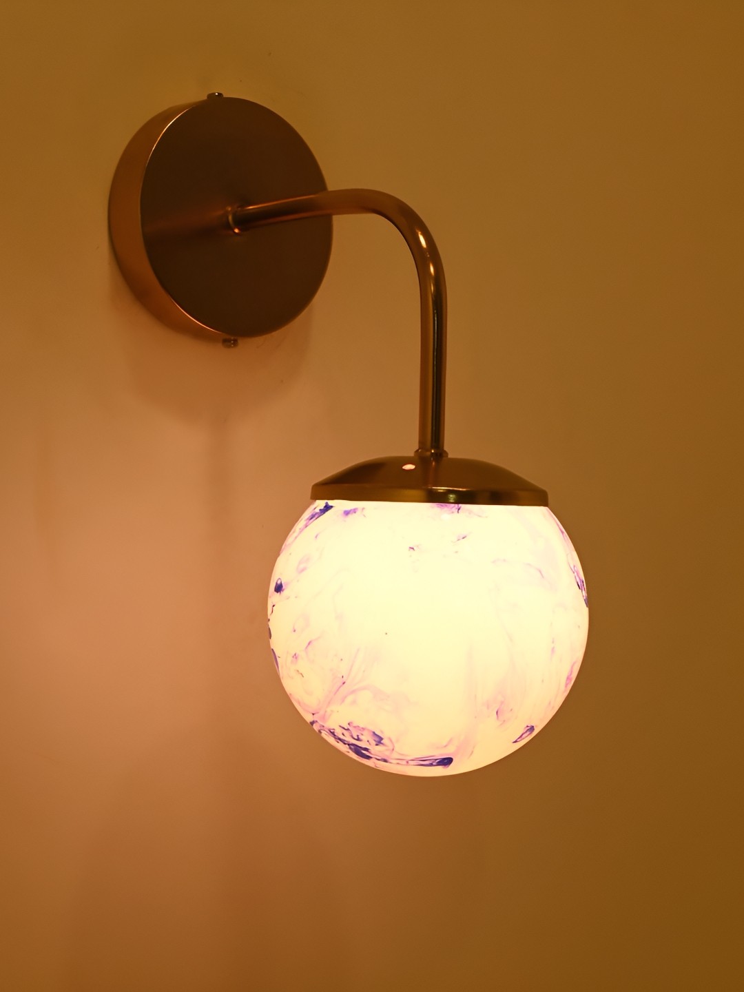 

Afast Blue & White Glass Traditional Rectangle Shaped Wall Lamp