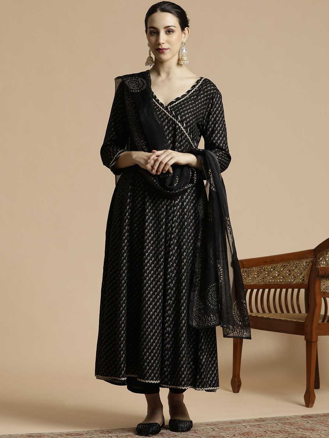 

Anouk Ethnic Motifs Printed V-Neck Anarkali Kurta with Trousers & Dupatta, Black