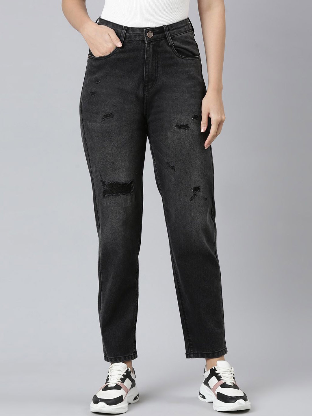 

ZHEIA Women Relaxed Fit High-Rise Mildly Distressed Heavy Fade Stretchable Jeans, Black