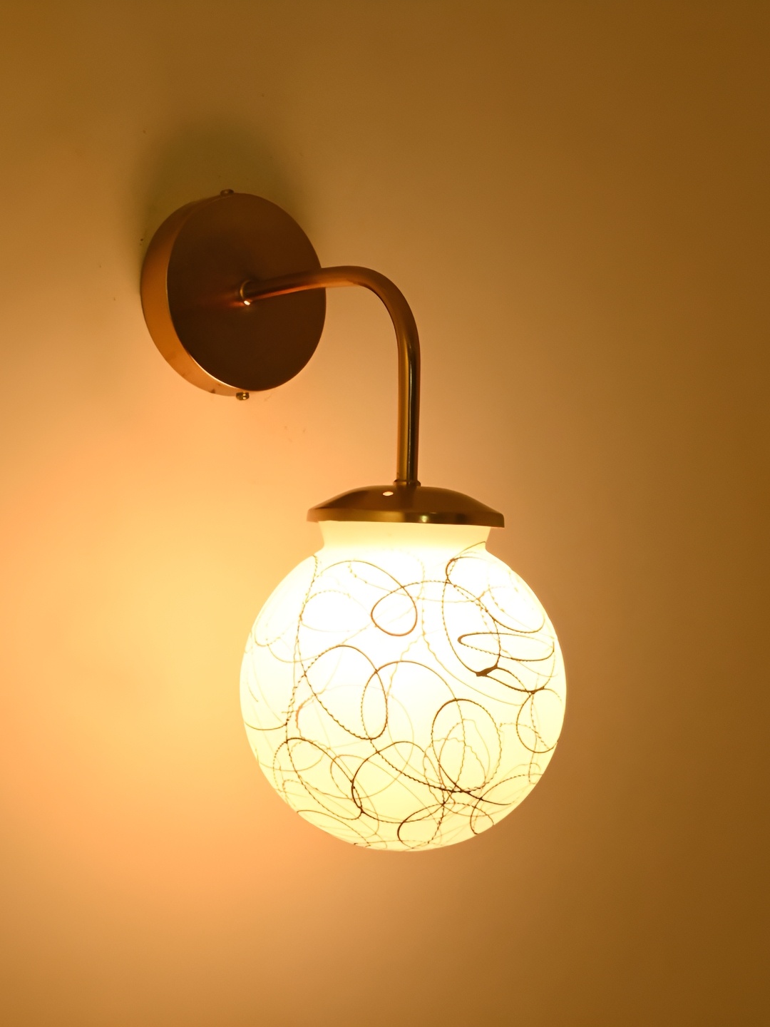 

Afast Black & White Glass Traditional Rectangle Shaped Wall Lamp