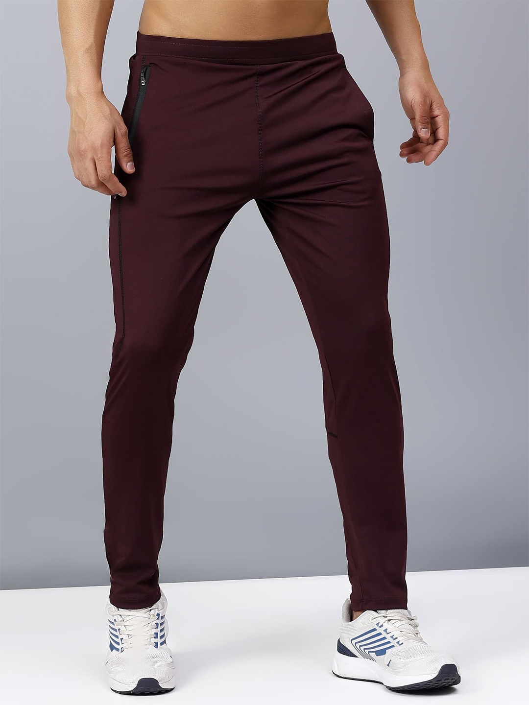 

DIDA Men Mid Rise Slip-On Quick-Dry Track Pants, Maroon