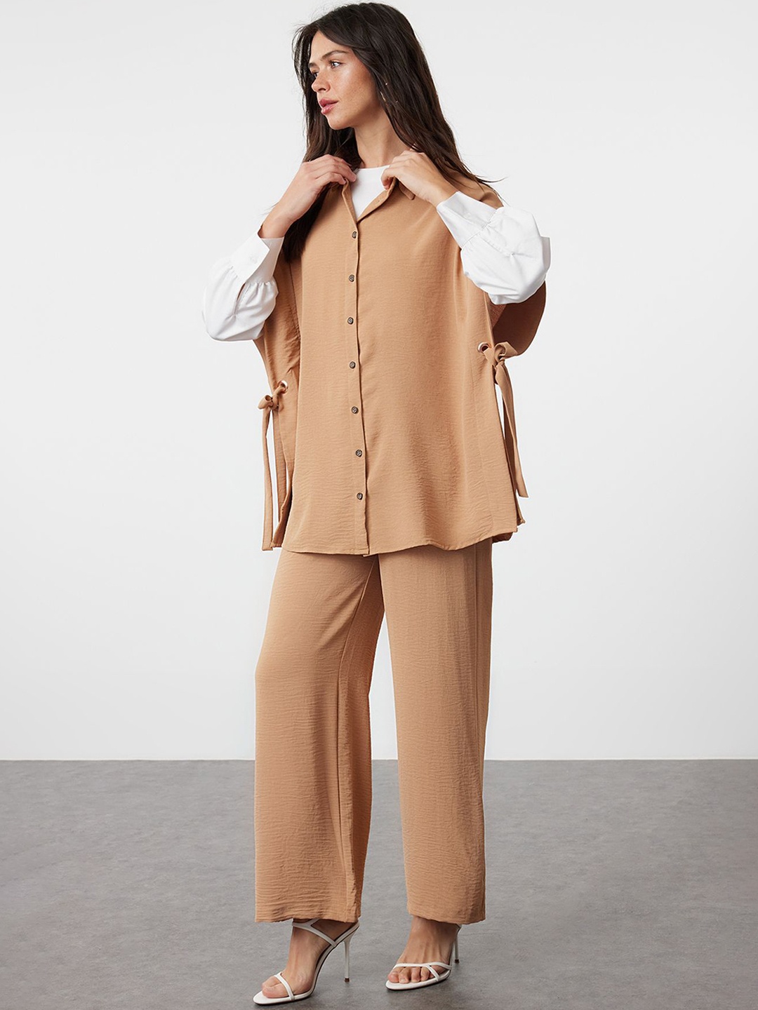 

Trendyol Shirt Collar Top & Trouser, Brown