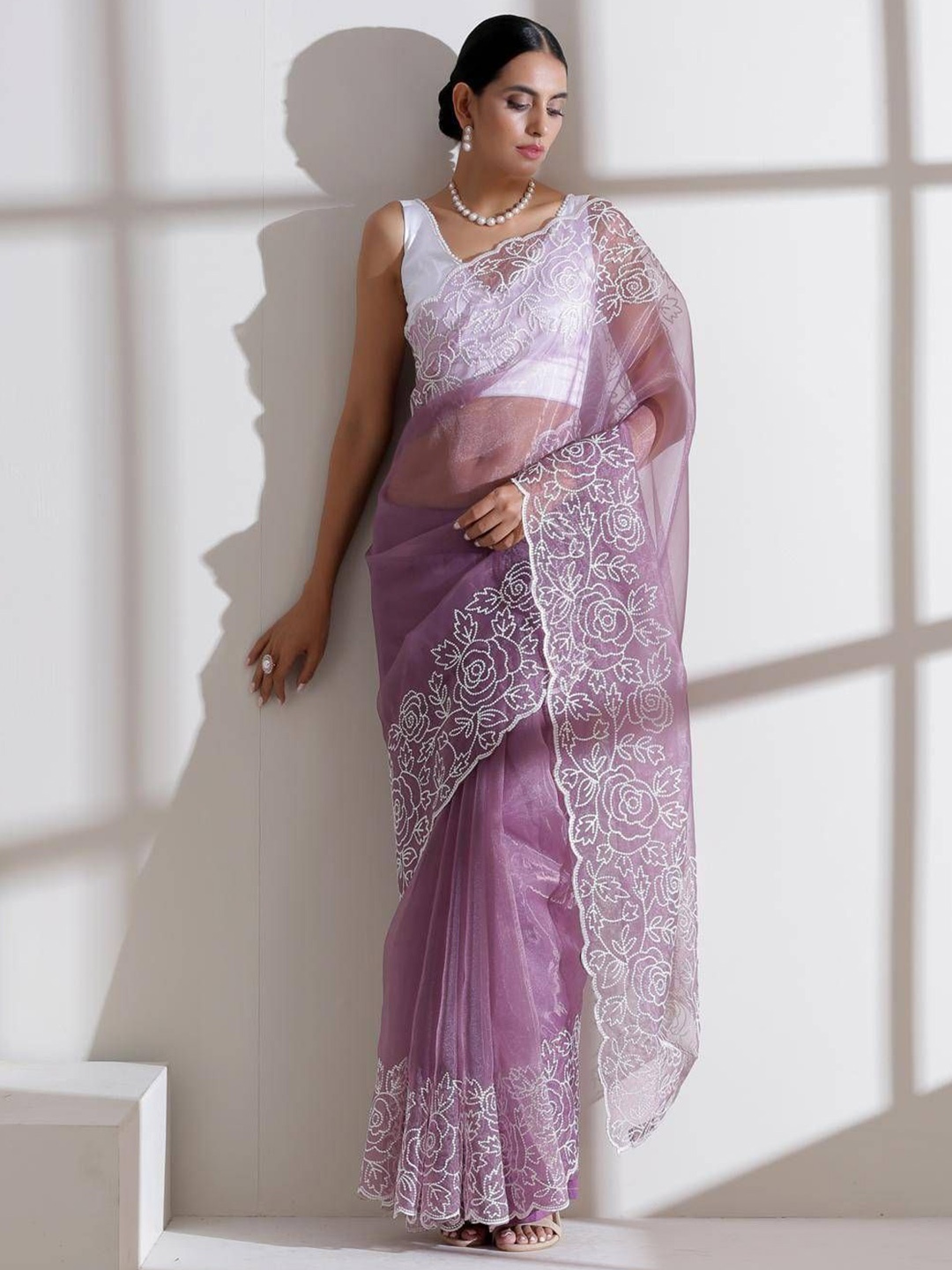 

Swtantra Embroidered Organza Saree, Mauve