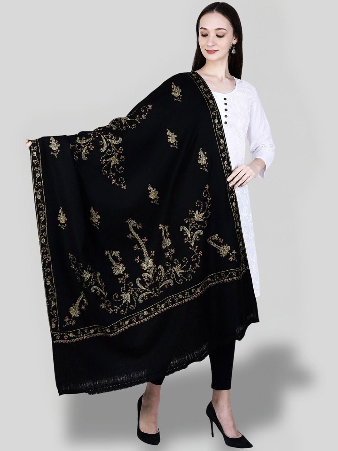 

SWI Stylish Pure Woollen Floral Embroidered Shawl, Black