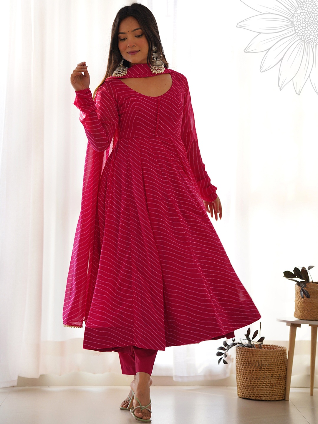 

LABELKBBRAND Leheriya Printed Gotta Patti Kurta With Trousers & Dupatta, Pink