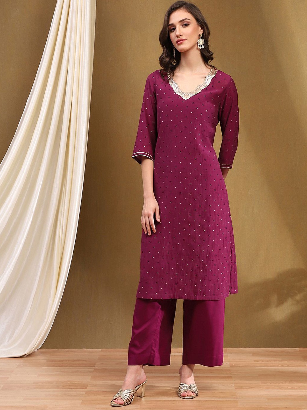 

Biba Embellished Embroidered Sequinned Straight Kurta, Pink