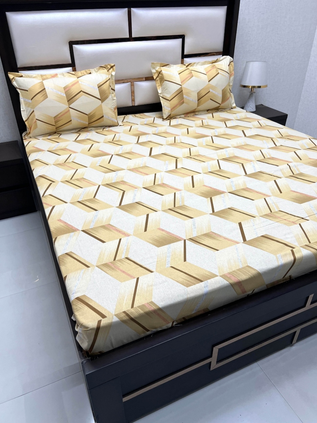 

Pure Decor Passion Yellow Geometric 250 TC Pure Cotton Queen Bedsheet With 2 Pillow Covers