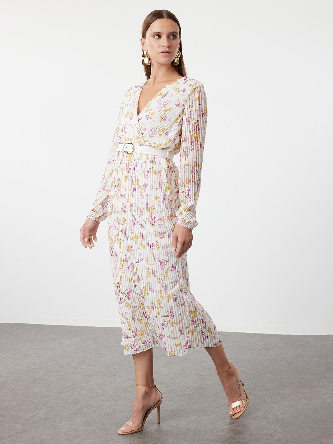 

Trendyol Floral Print Puff Sleeve Fit & Flare Midi Dress, White