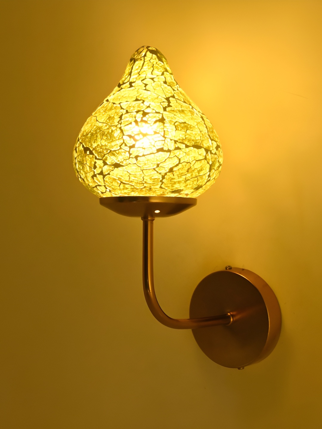 

Afast Yellow Glass Traditional Abstract Shaped Wall Lamp