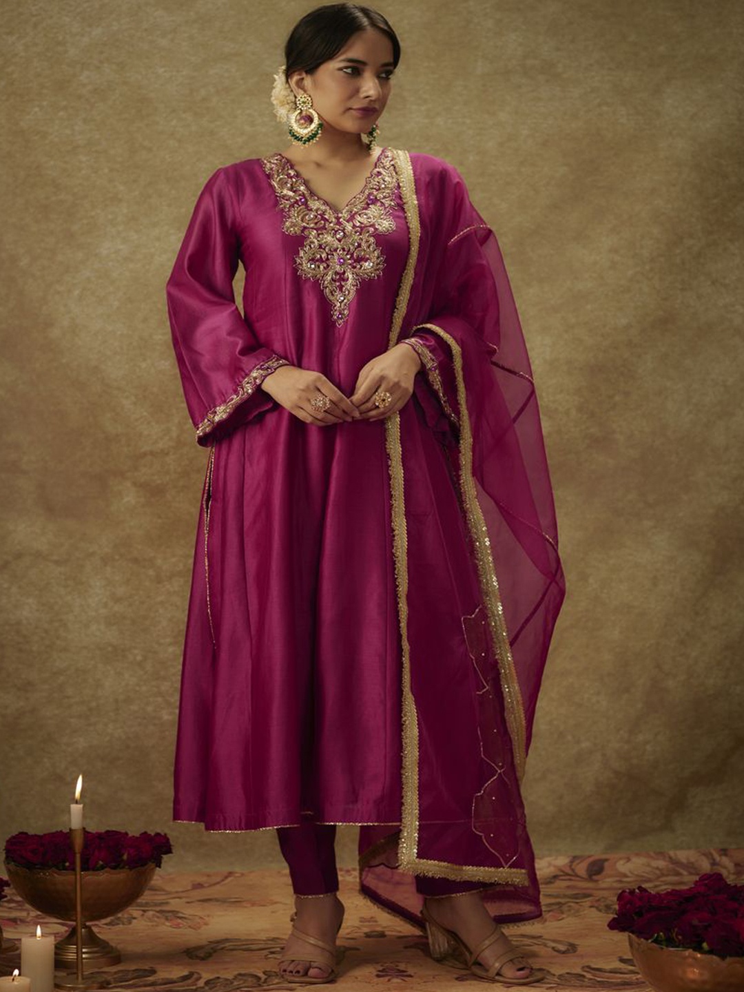 

The Aarya Ethnic Motifs Embroidered Panelled Chanderi Silk Kurta With Trousers & Dupatta, Magenta