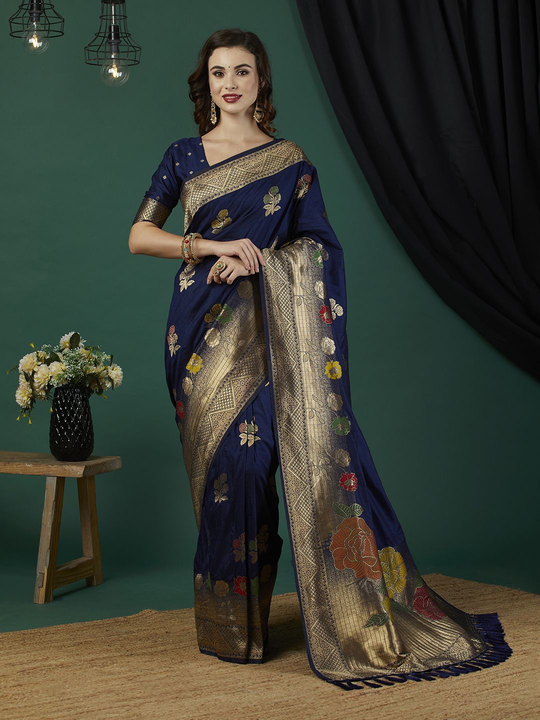 

KAYOMMI Pure Dola Banarasi Silk Saree, Navy blue