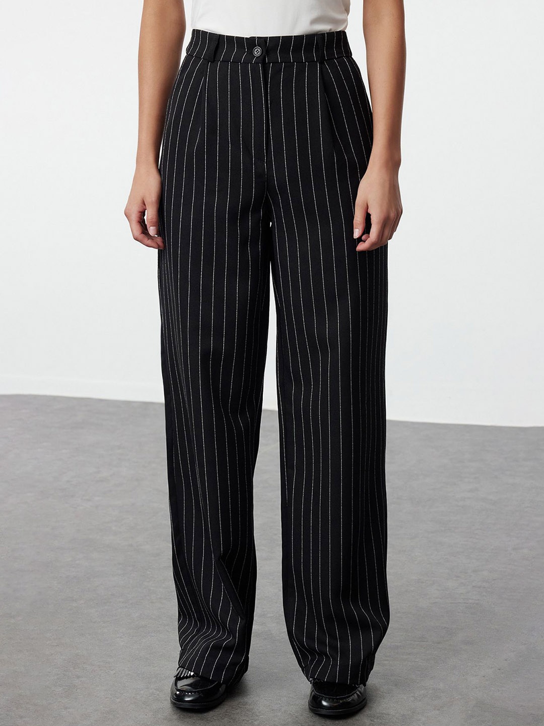 

Trendyol Women Striped Parallel Trousers, Black