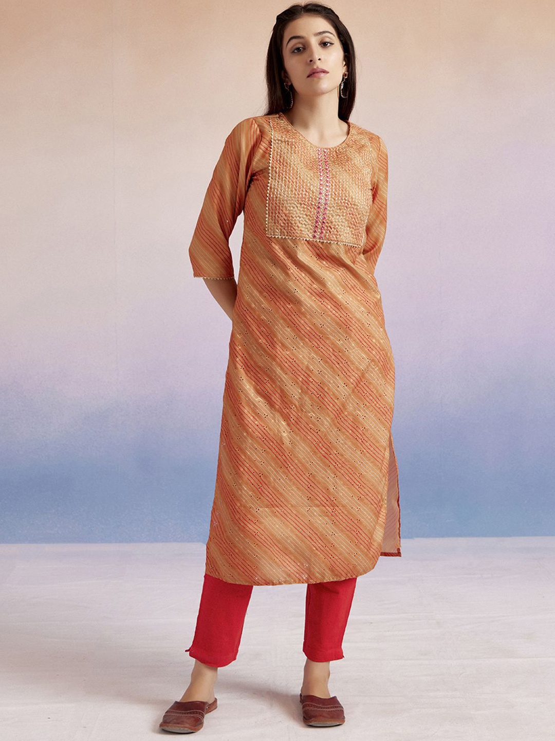 

Jaipur Kurti Leheriya Printed Schiffli Straight Kurta, Orange