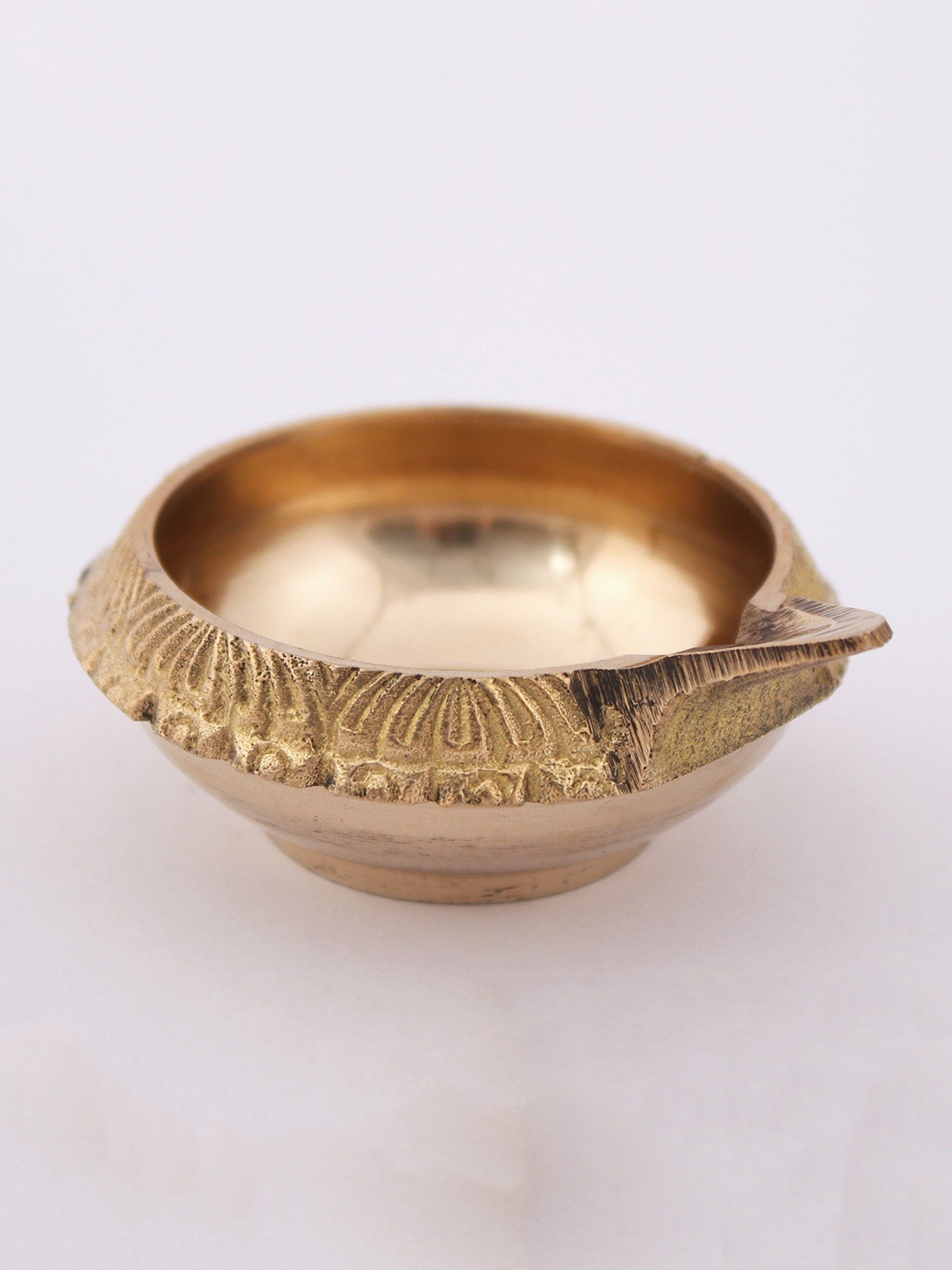 

Exotic India Brass Kubera Oil Lamp, Gold