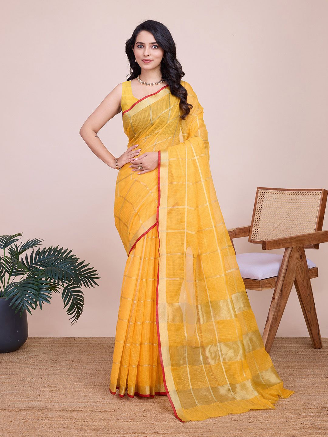 

LeeliPeeri Designer Zari Woven Checked Saree, Yellow
