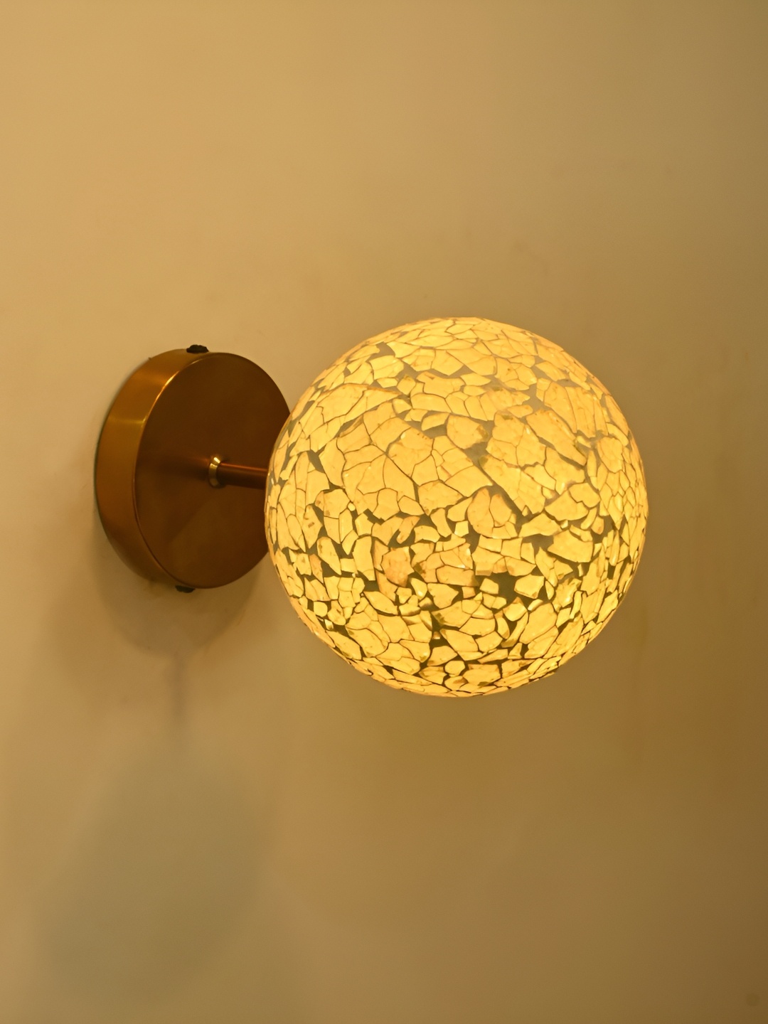 

Afast Green & White Abstract Printed Glass Contemporary Spherical Shaped Wall Lamp