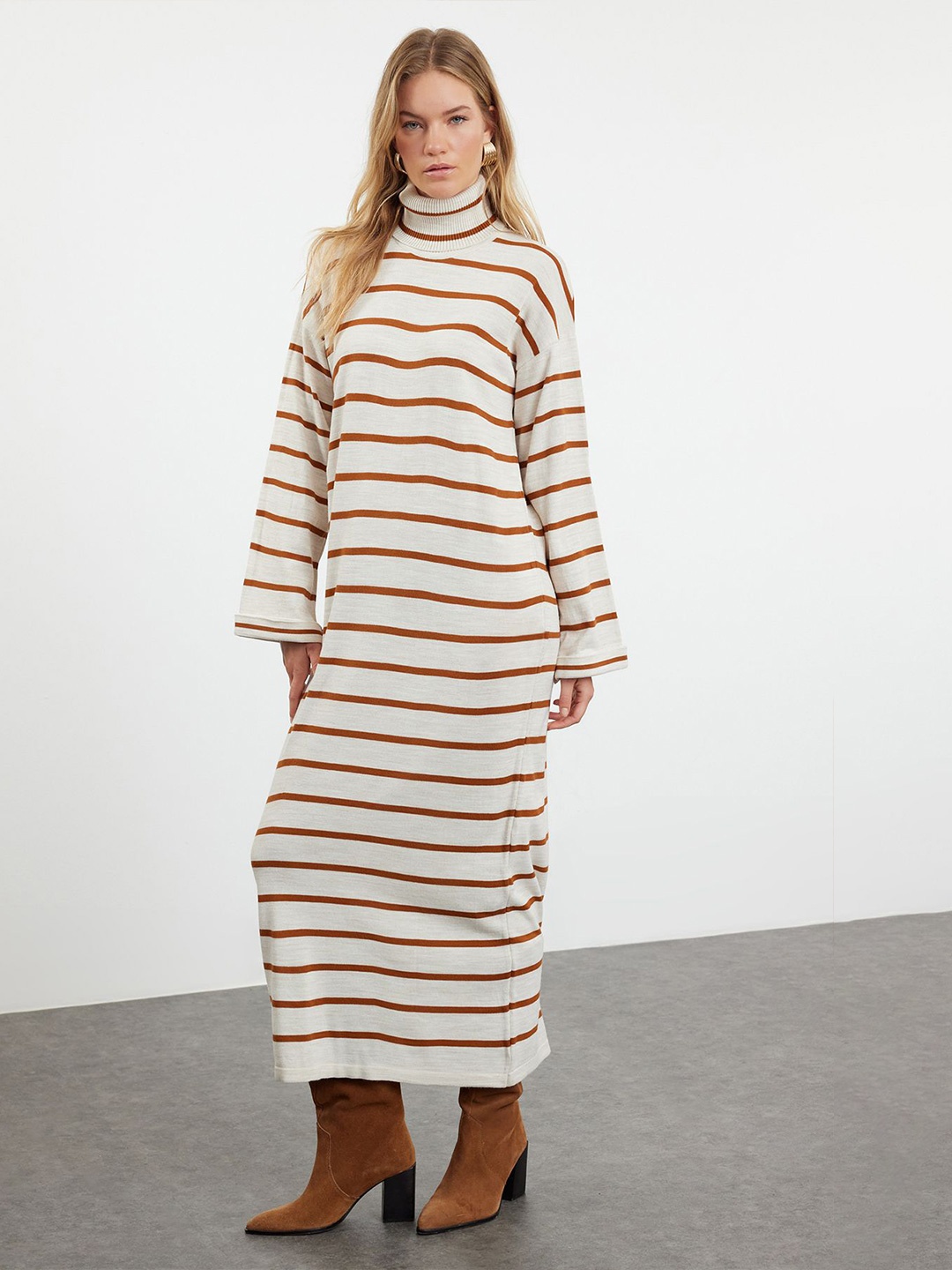 

Trendyol Striped High Neck Maxi Dress, White