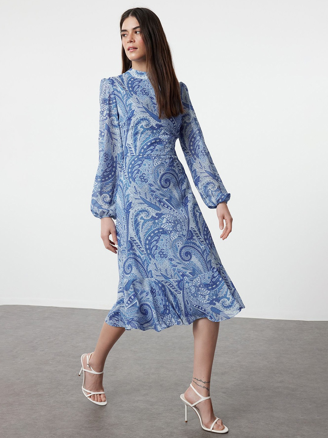 

Trendyol Women Floral Print A-Line Dress, Na