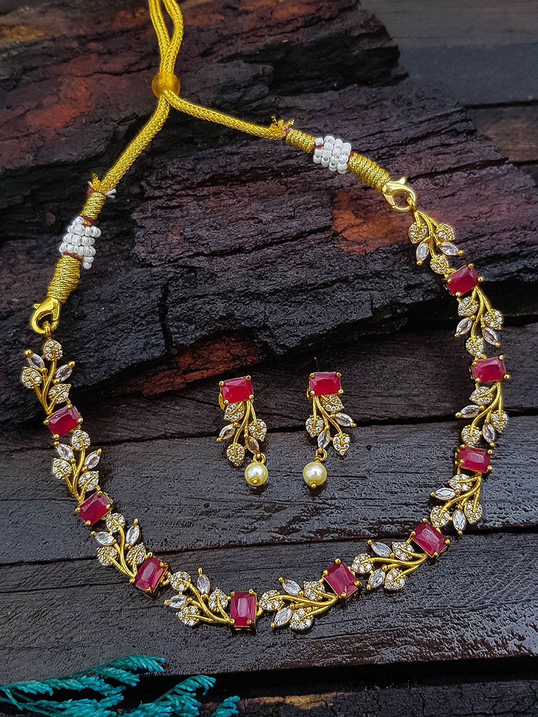

GRIIHAM Gold-Plated Copper Cubic Zirconia Studded Jewellery Set