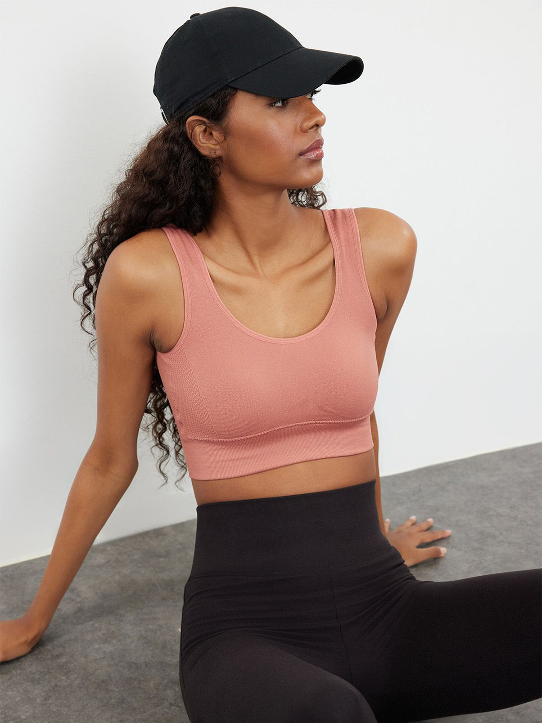 

Trendyol Bra Full Coverage Underwired Lightly Padded, Rose