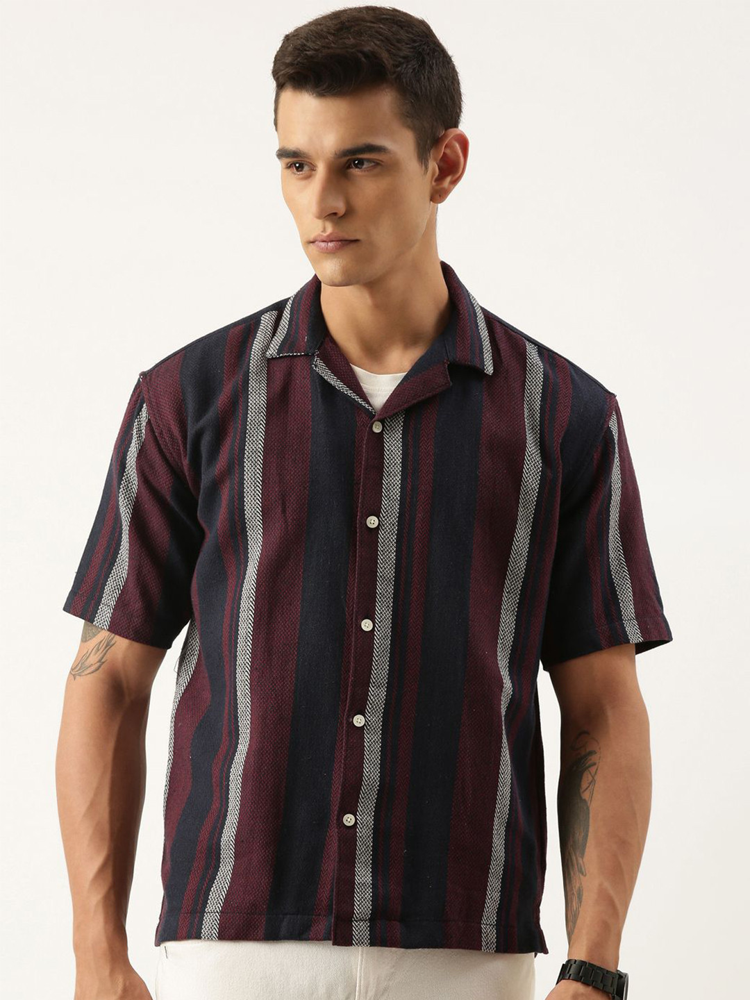 

ROLLER FASHIONS Men Multi Stripes Opaque Striped Casual Shirt