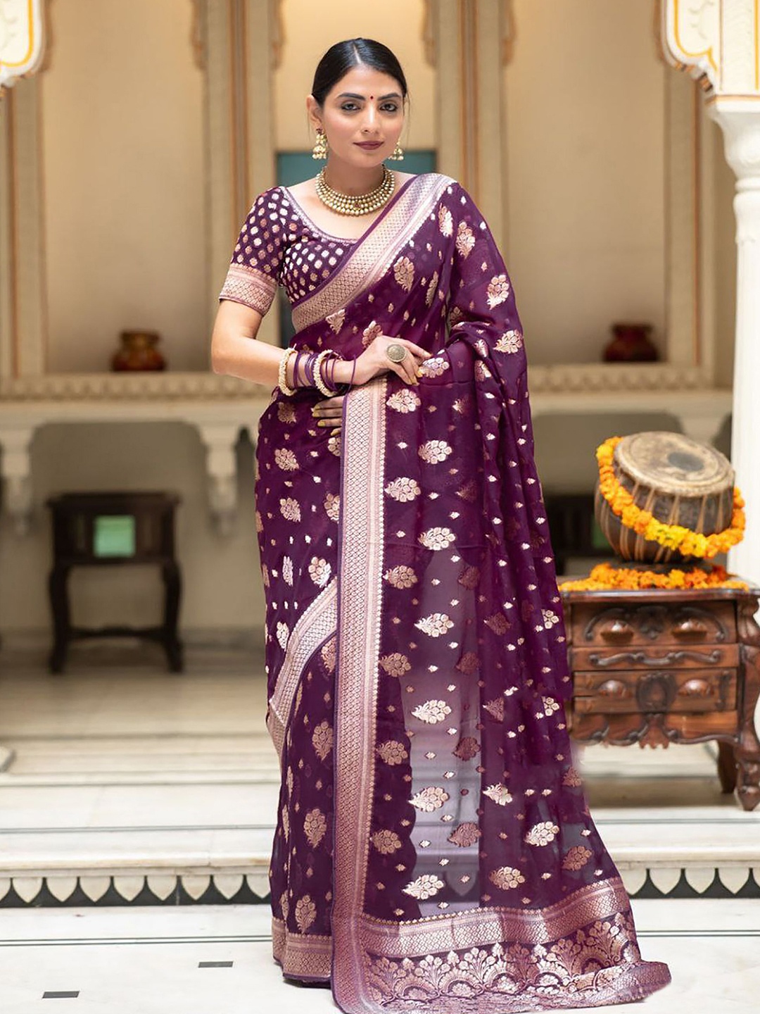 

Aldwych Woven Design Ethnic Motif Zari Banarasi Saree, Purple