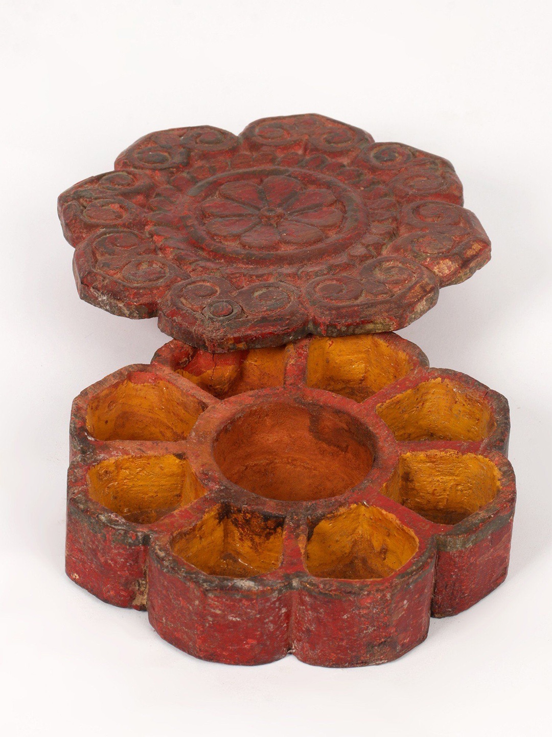

Exotic India 5" Wooden Tikadani - Ritual Item, Brown