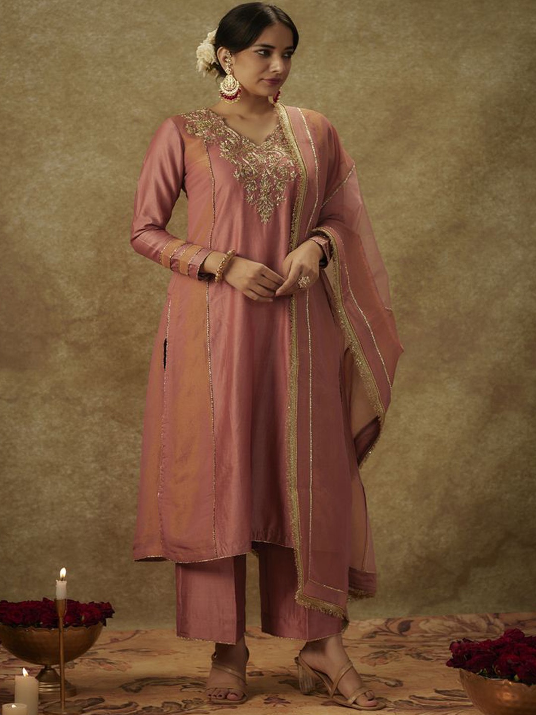 

The Aarya Paisley Embroidered Panelled Zari Chanderi Silk Kurta With Trousers & Dupatta, Pink