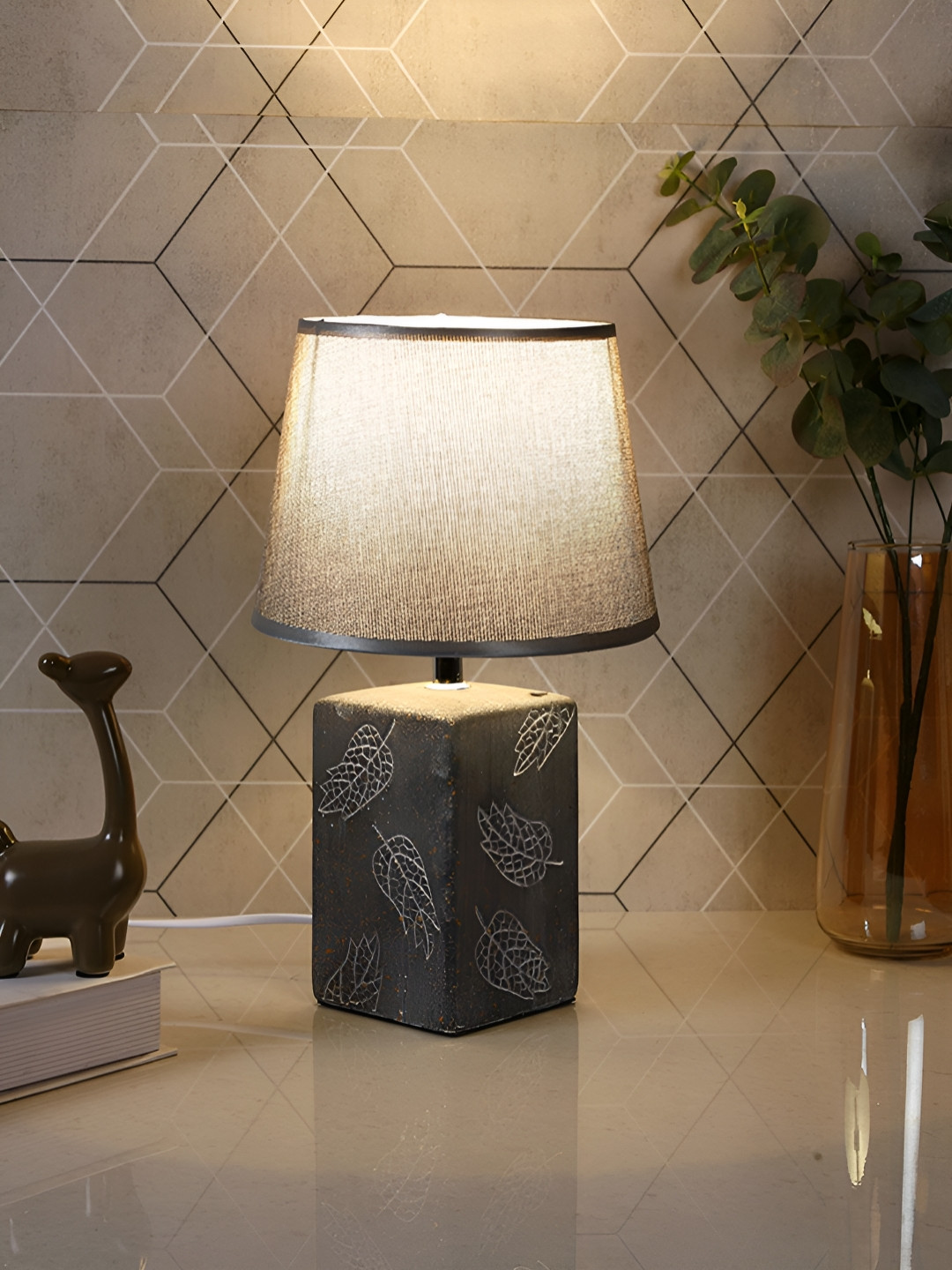 

TAYHAA Grey & White Printed Ceramic Contemporary Frustum Shaped Table Lamp