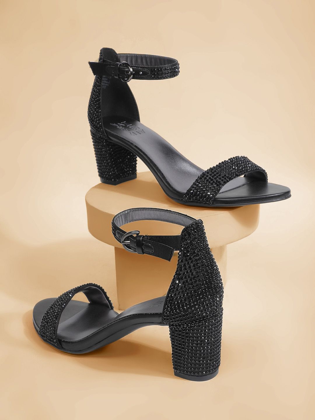 

Naturalizer PU Block Sandals with Buckles, Black