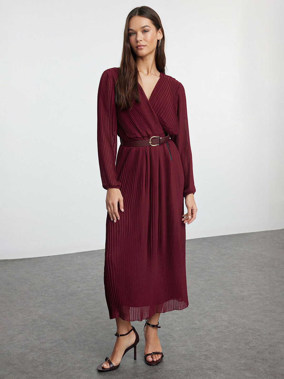 

Trendyol Warp Midi Dress Comes with a belt, Maroon