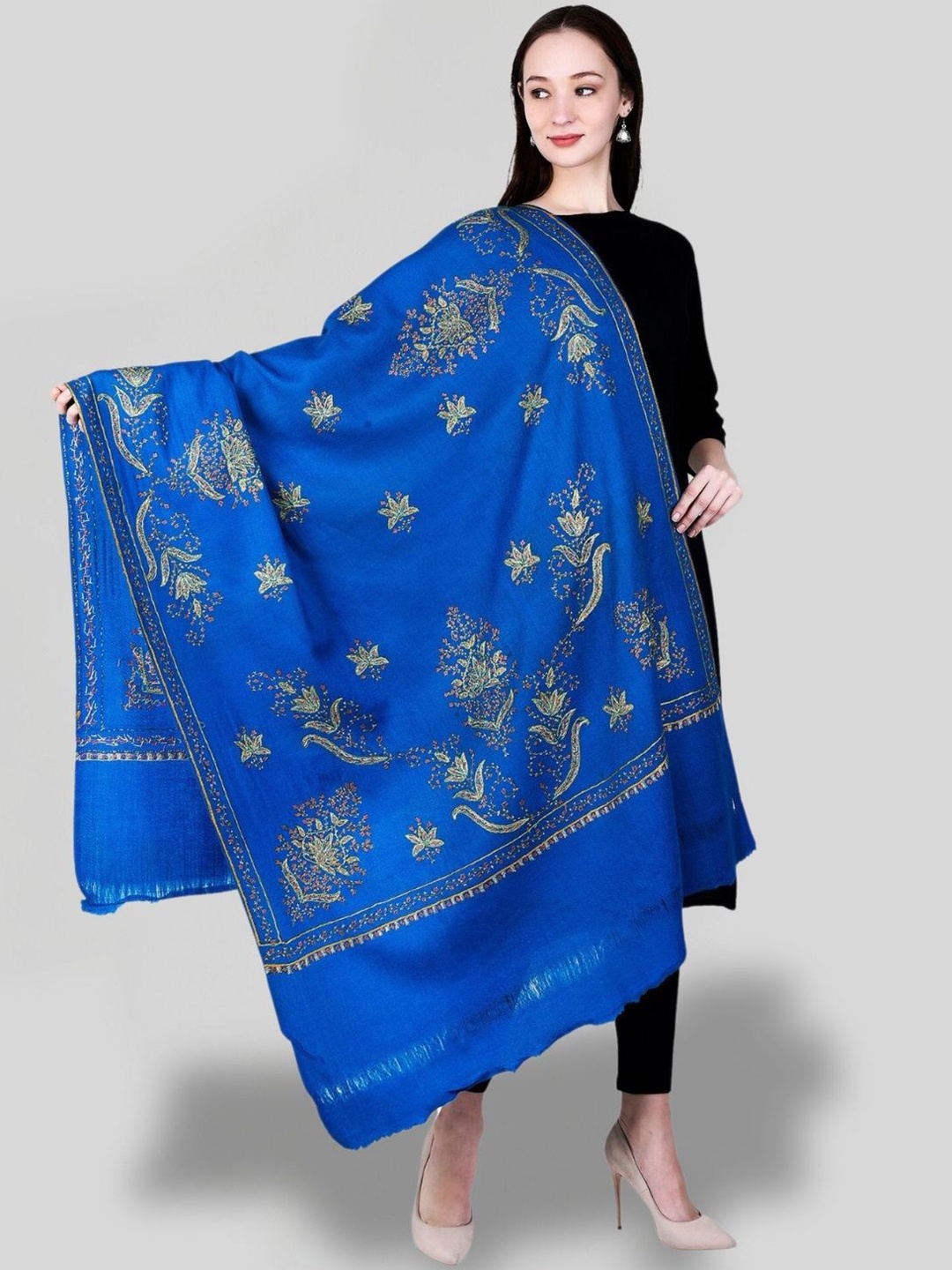 

SWI Stylish Floral Embroidered Pure Woollen Shawl, Blue